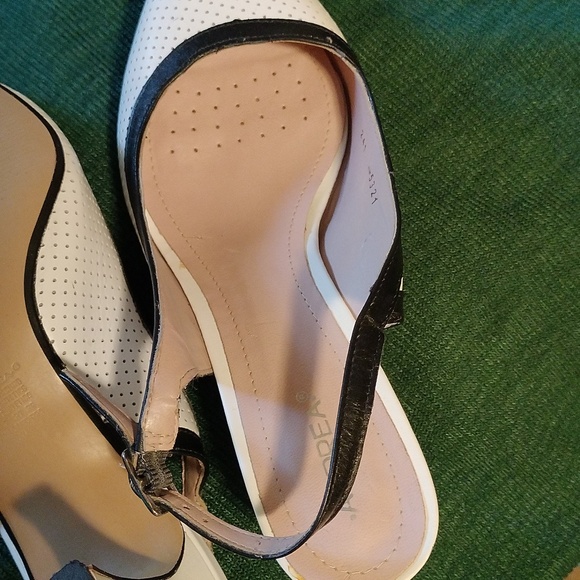 Andrea White and black heels 👠 shoes 💕 - Picture 6 of 6